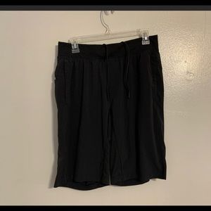 Lululemon T.H.E. Linerless Short 9”